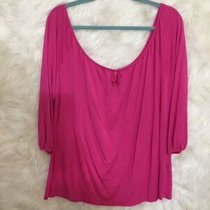 Pink Clover plus size top‎